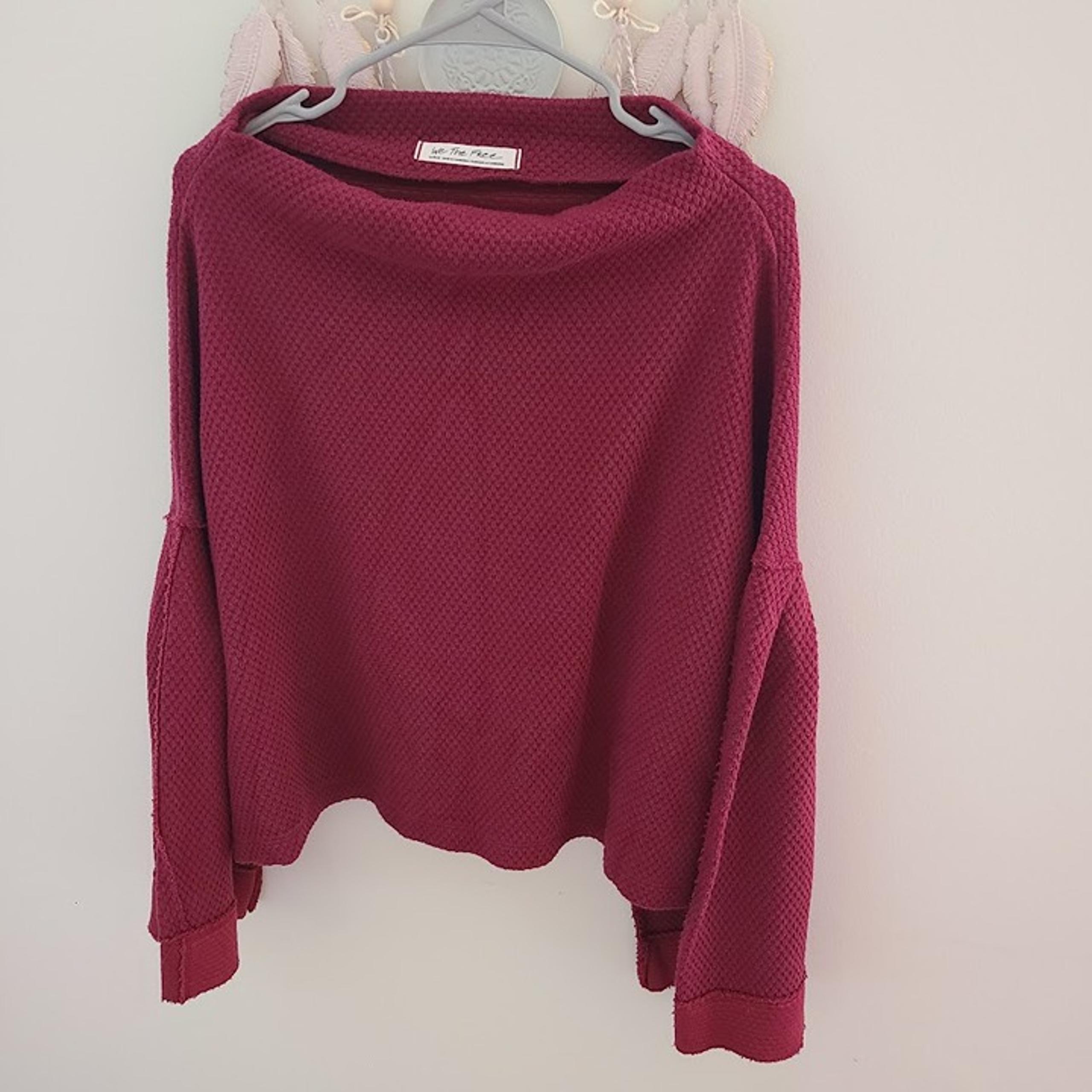 We The Free Bunny Waffle Knit Cropped Pullover Sweater sz L Deep Berry Burgundy
