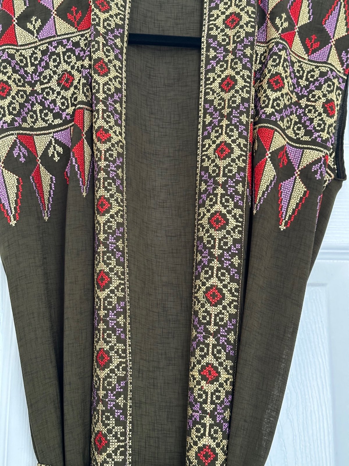 Embroidery vest
