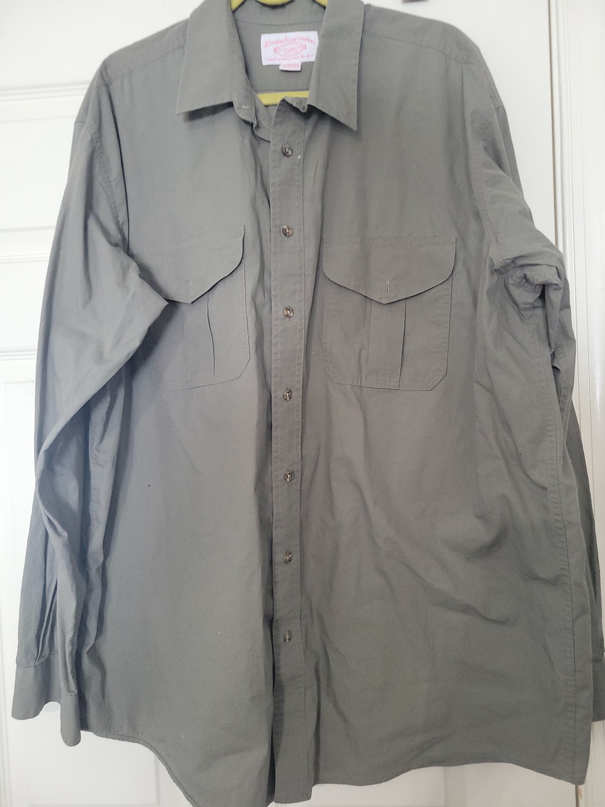 C.C. Filson Mens Shirt Gray Cotton Button Down Long Sleeve Hunting Casual