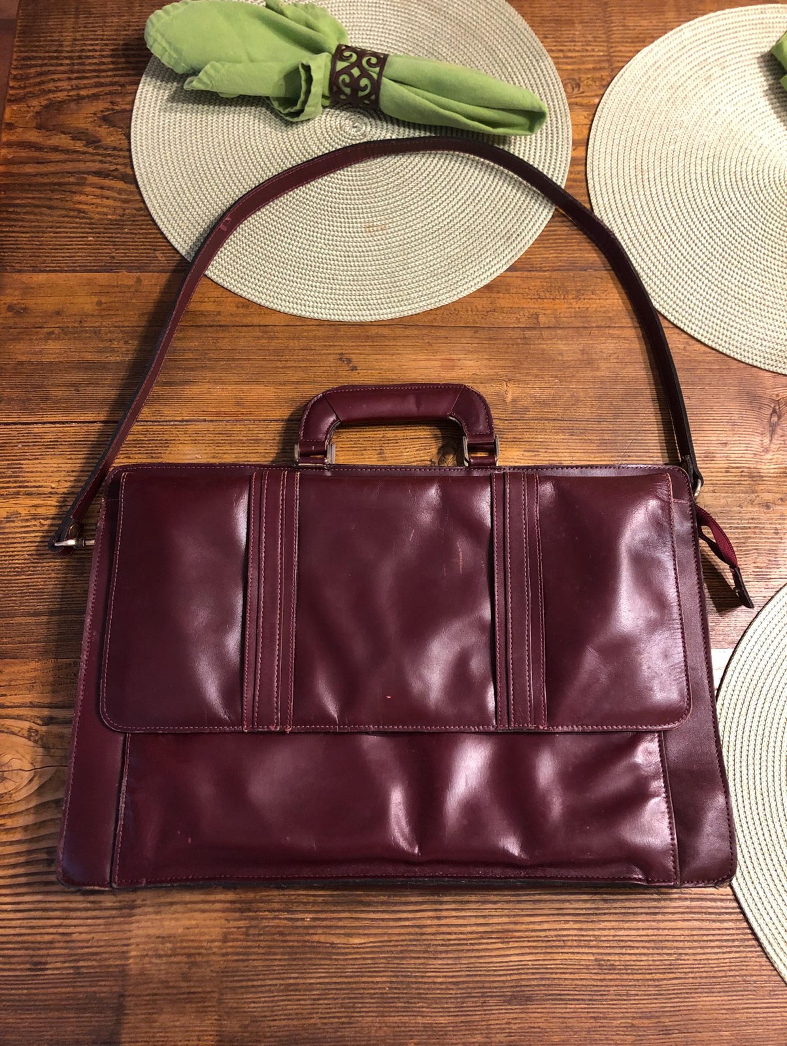 Multi pocket leather briefcase