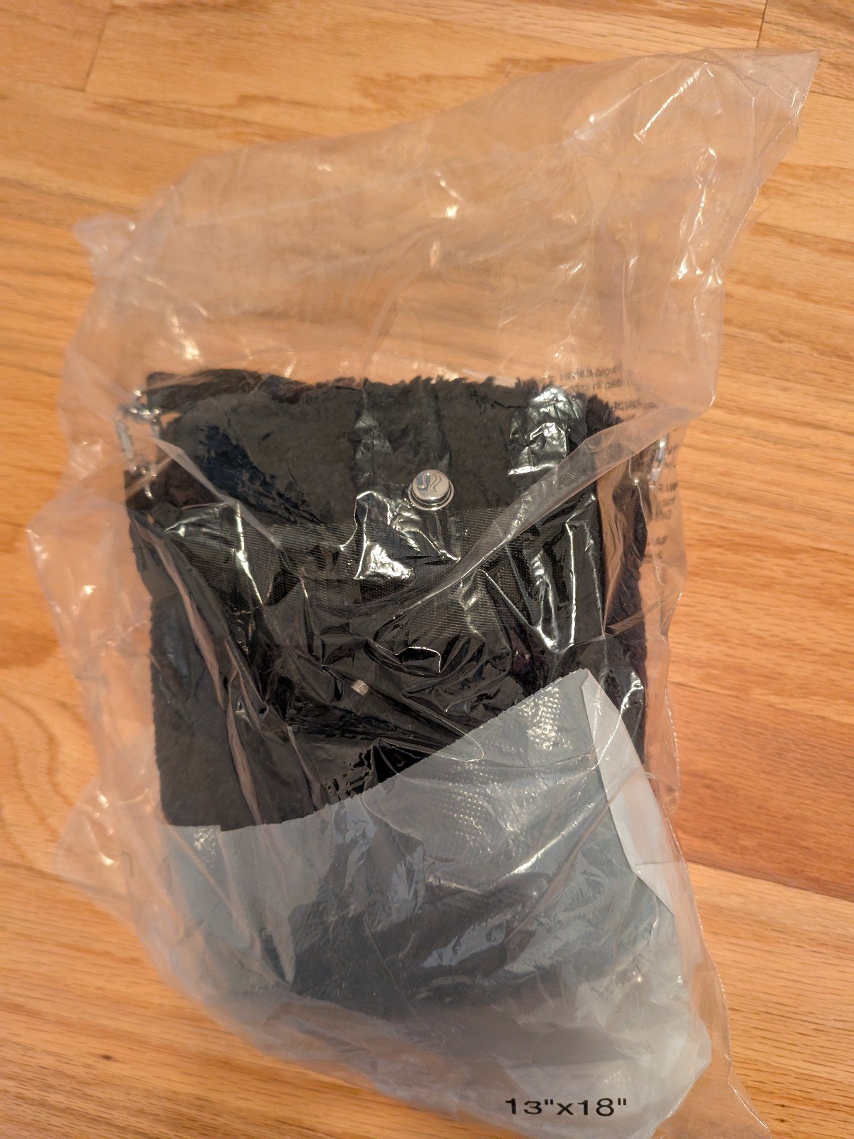 NWT Lululemon crossbody bucket bag *fleece