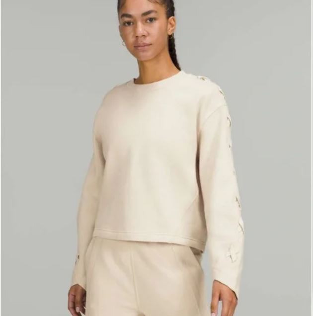 Size 10 Lululemon Braided Sleeve Pullover