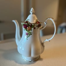 Royal albert large coffee/tea server