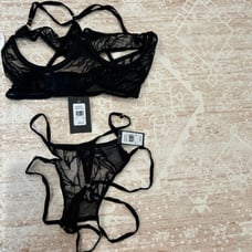 lace lingerie Fredericks of Hollywood Augustine set