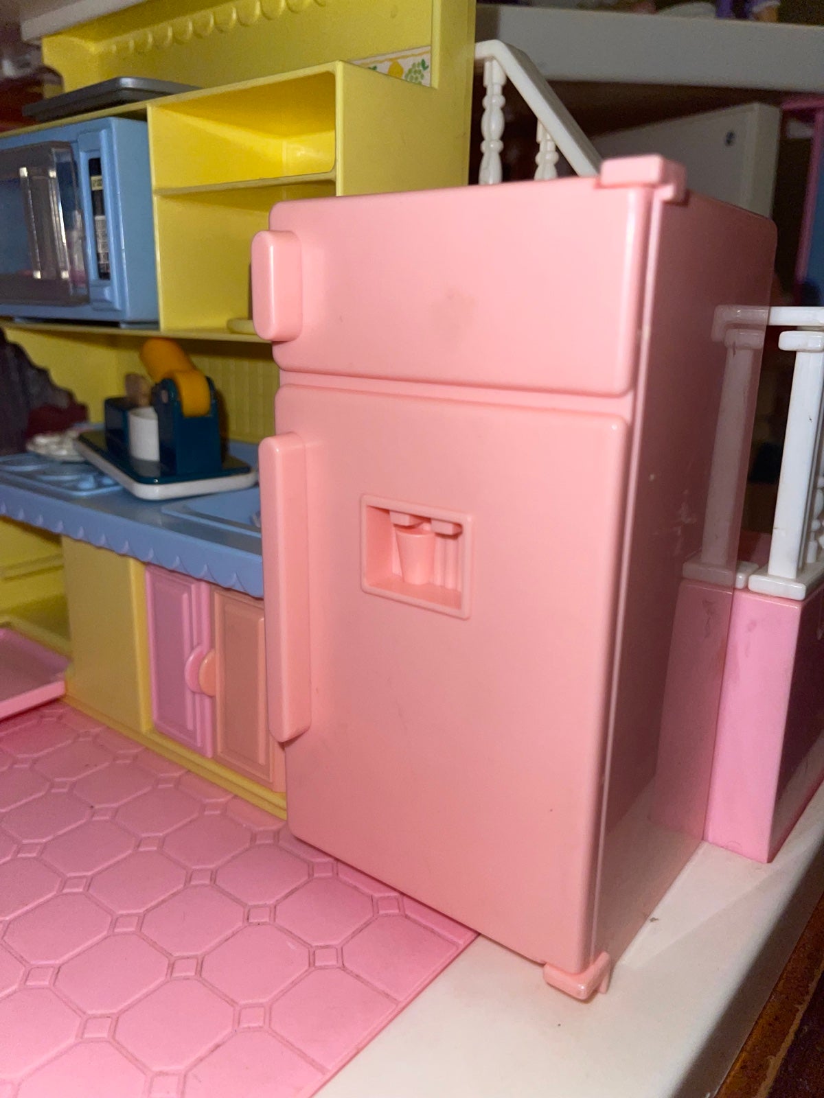 Vintage 1990 Playskool Pink Refrigerator #C-235