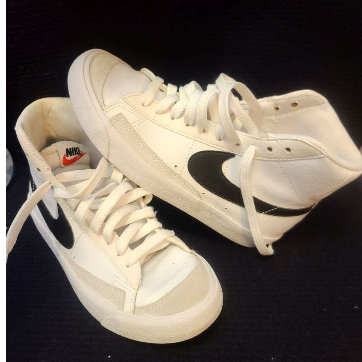 Nike Blazer Mid '77 DA4085-100 White/Black Youth Size 4 Vintage Sneakers EUC
