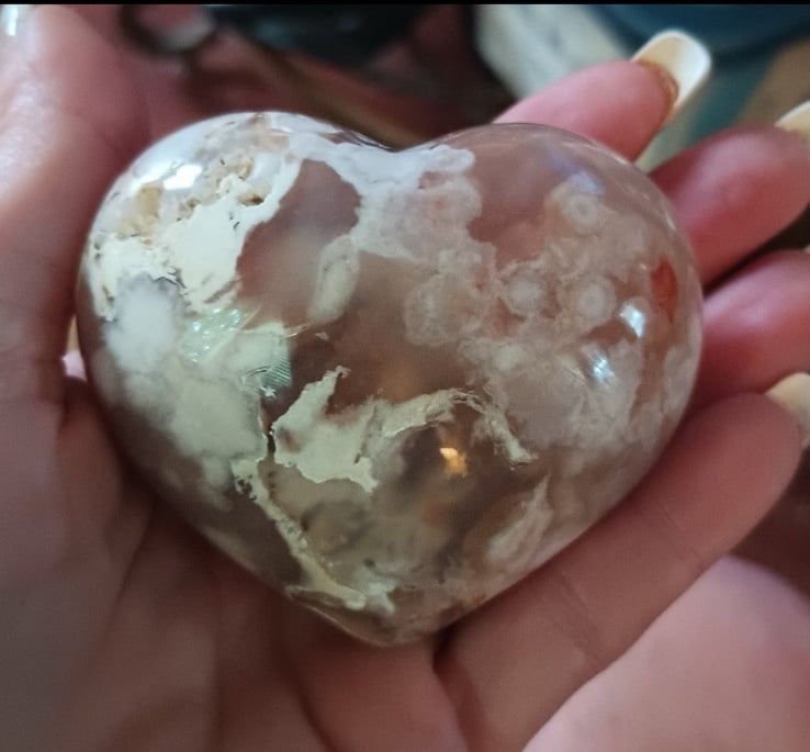 Flower agate heart