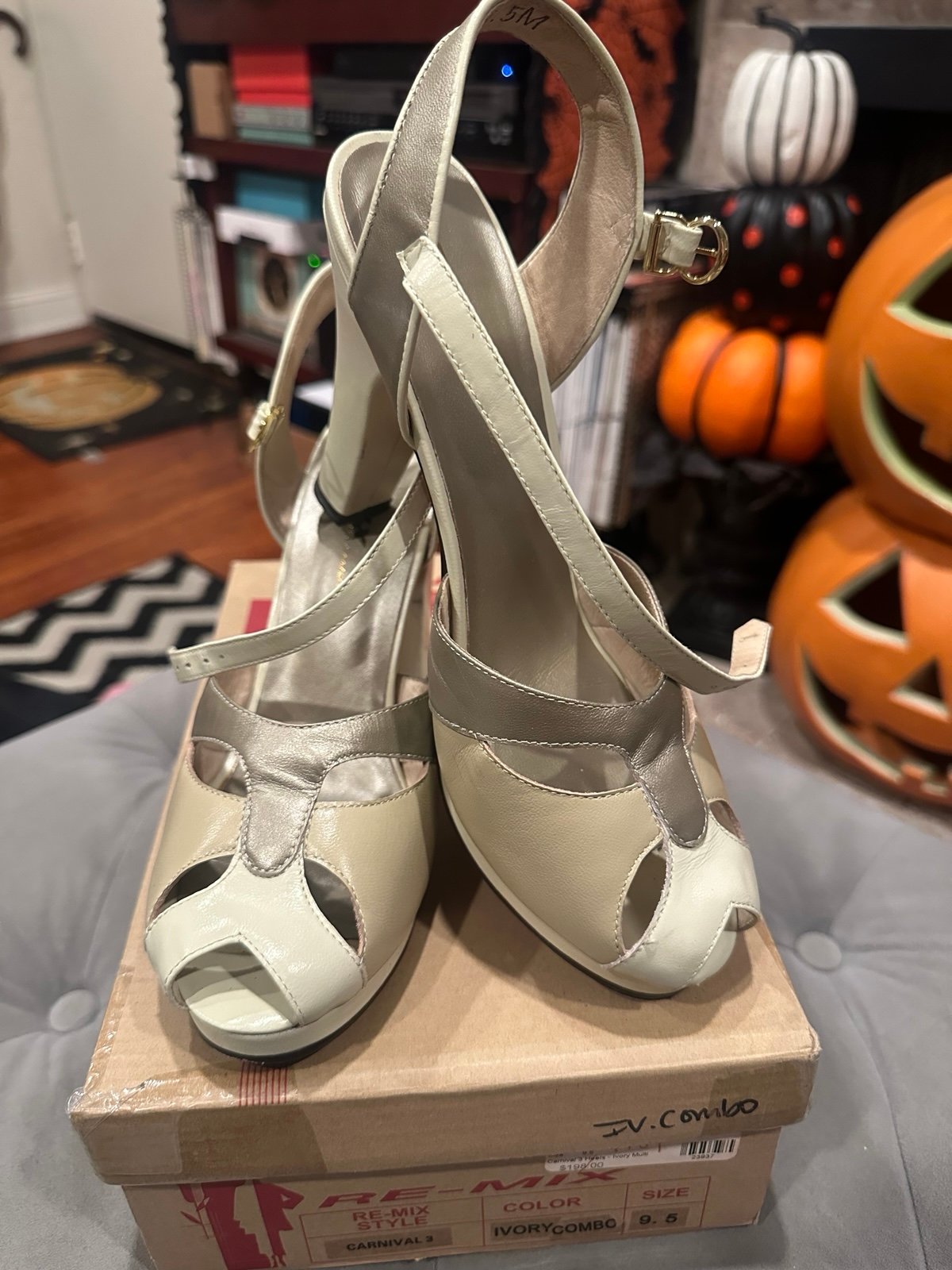 Remix Vintage Carnival Heels in Ivory 9.5