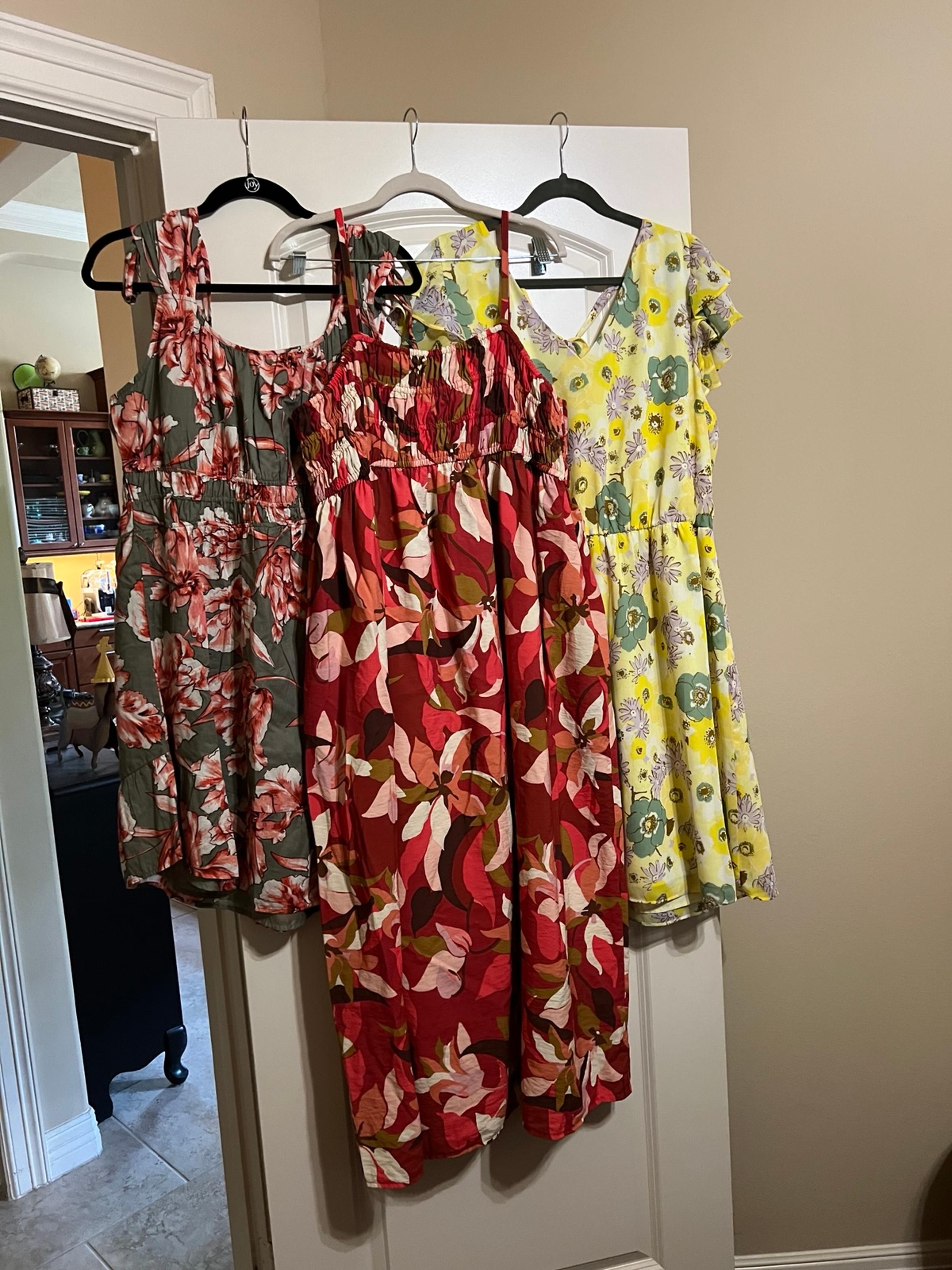 Lot of 3 summer dresses XL, Ann Taylor , A new day & maurices