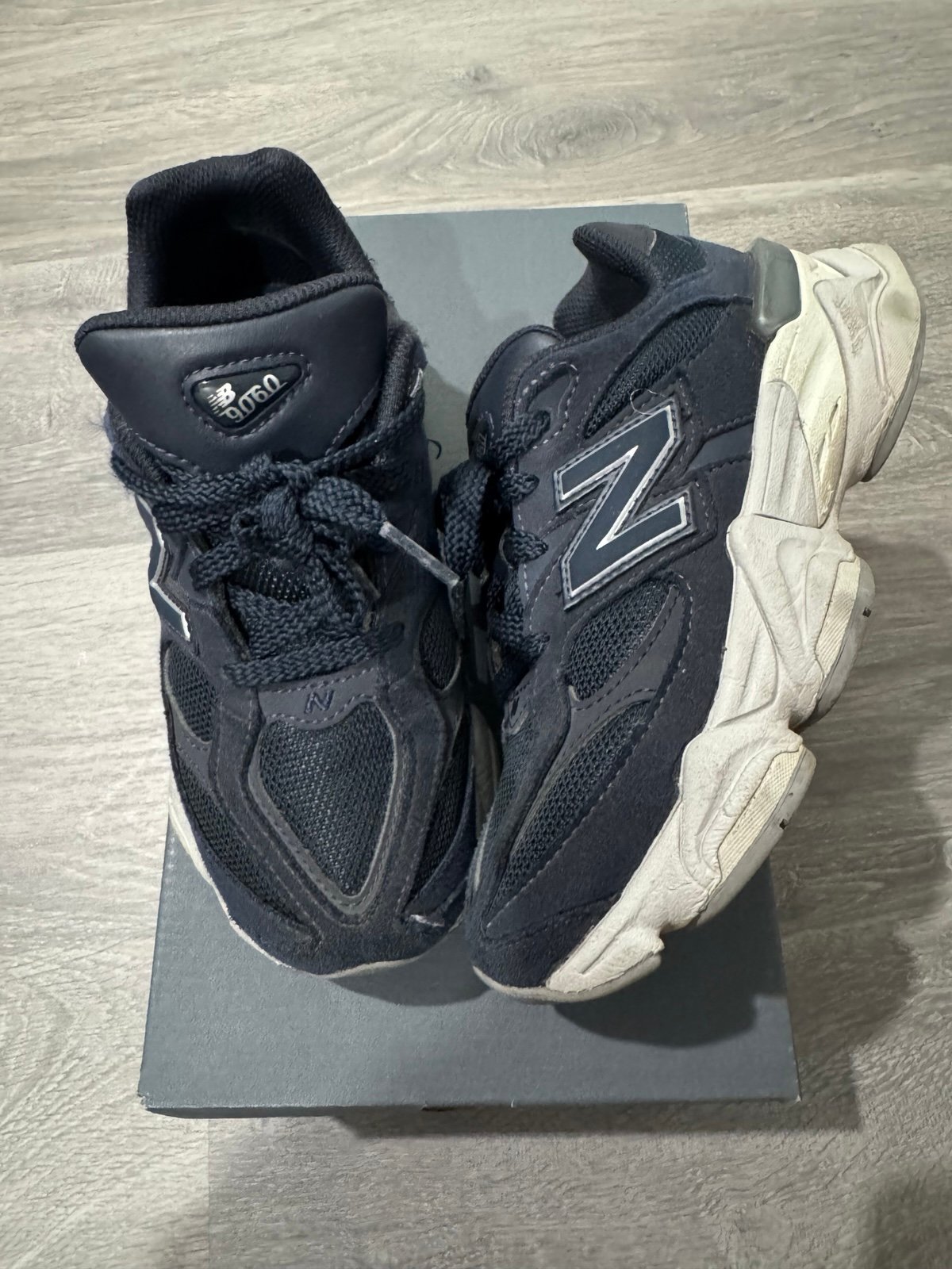 Kids new balance 9060