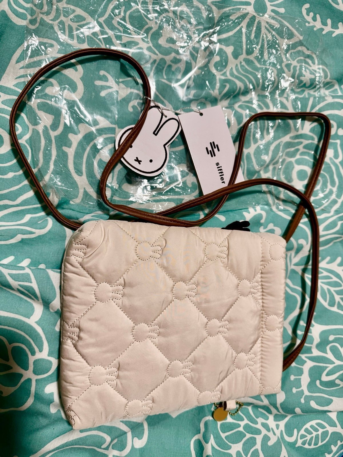 Miffy quilted crossbody bag