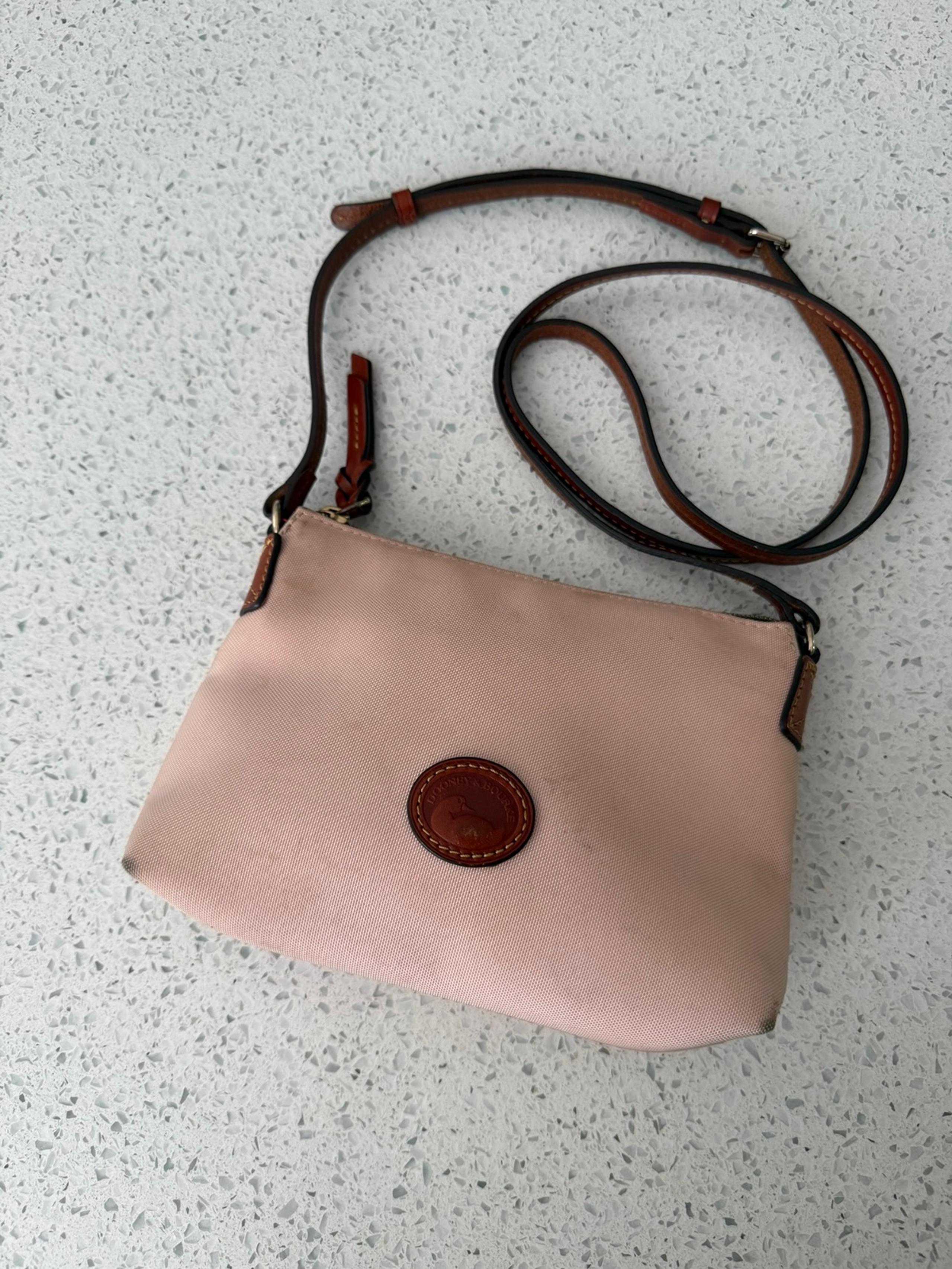 Dooney Bourke Womens Pouchette Pink Nylon Crossbody Bag Purse Small
