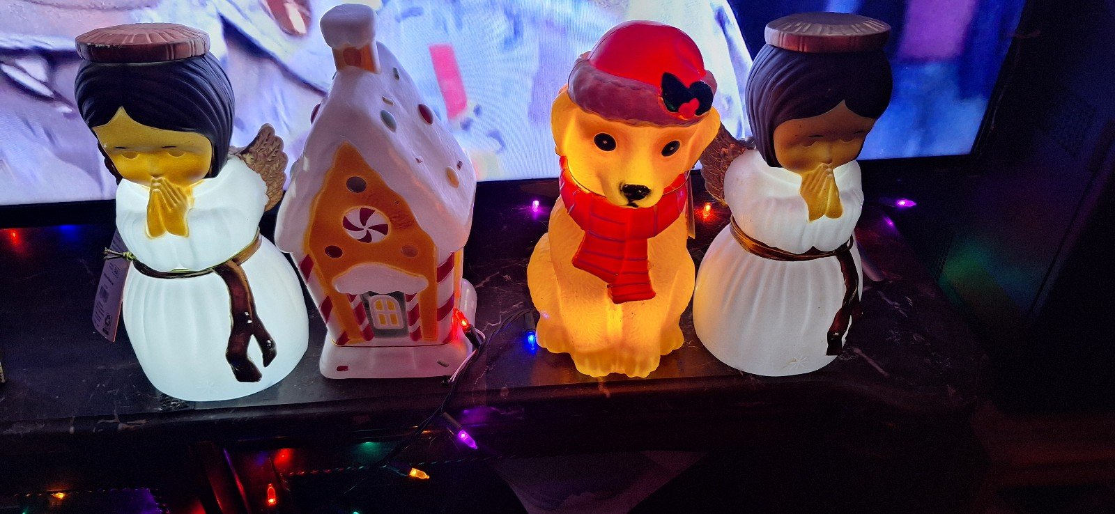 11 inches 4 lots of Christmas blowmolds