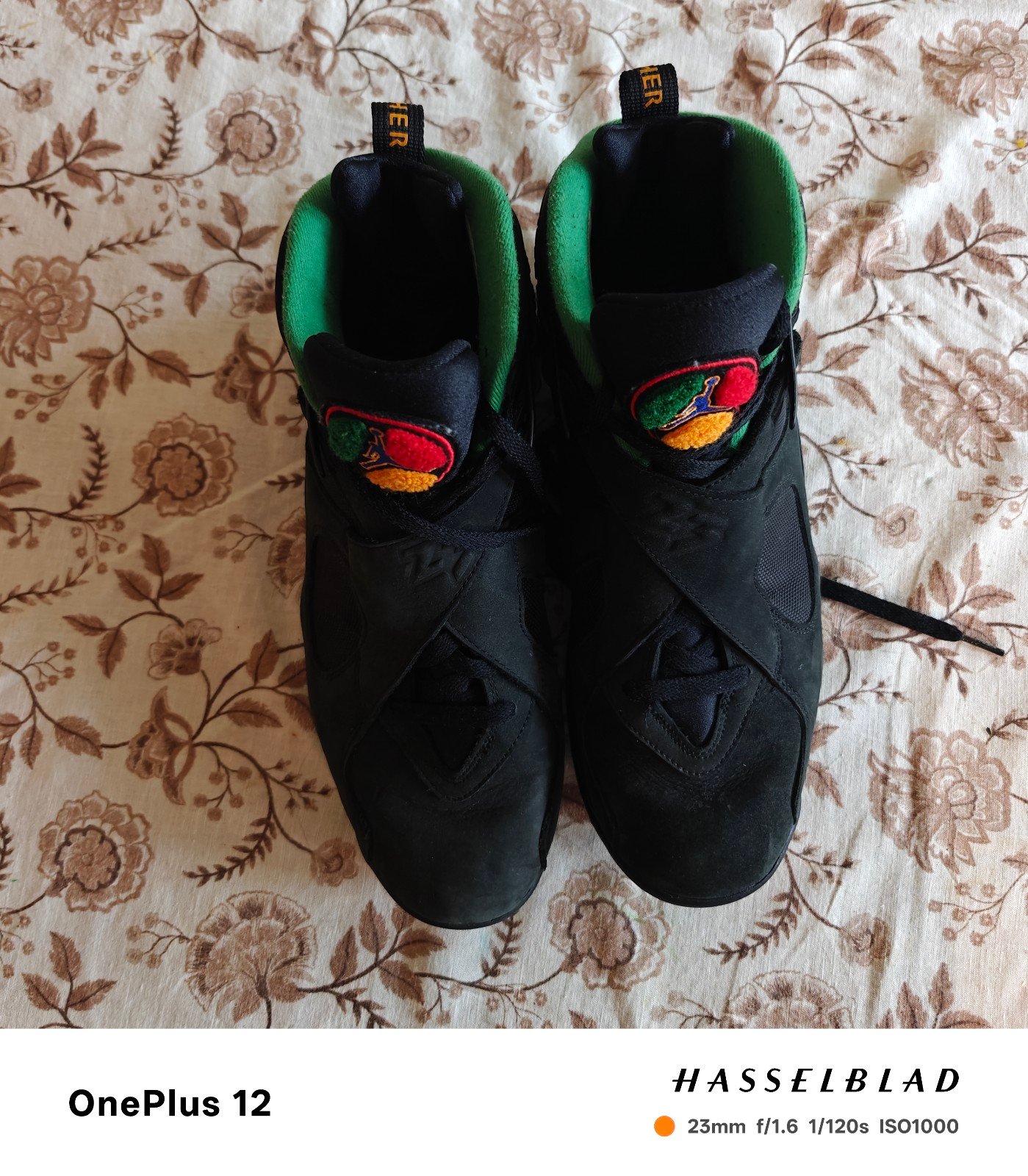 Jordan 8 Air Raids Size 12