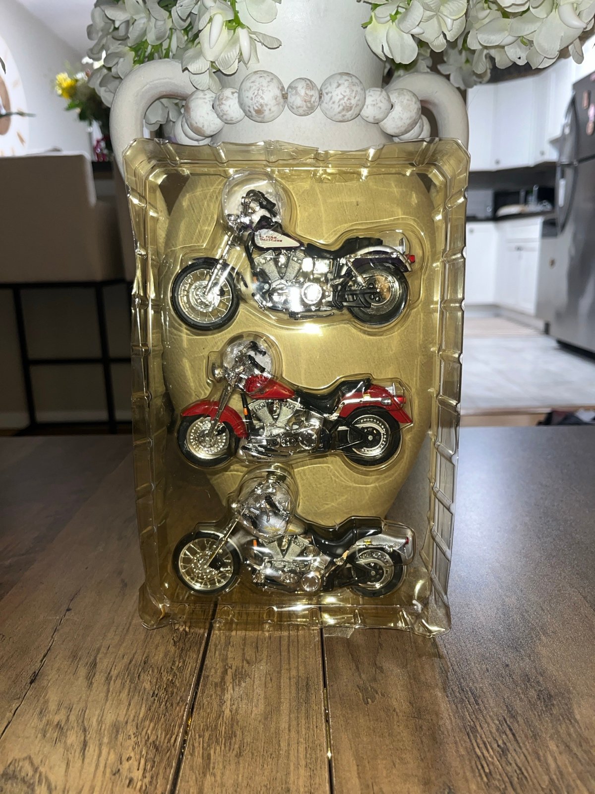 Harley Davidson reward center 2004 set of 6 replicas (read below)