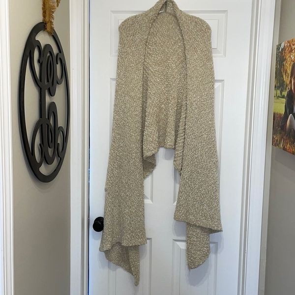 Soft Surroundings Cream Cozy Cloud Wrap Sweater with pockets, One size