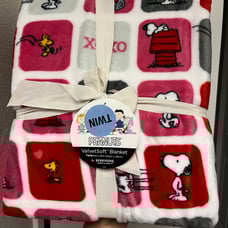 Peanuts Snoopy Valentines Day Blanket