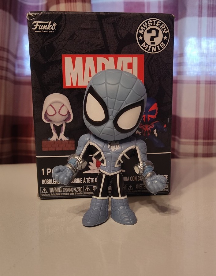 Funko Marvel Spider-Man Mystery Mini's 1/72 CHASE Fear Itself Suit.