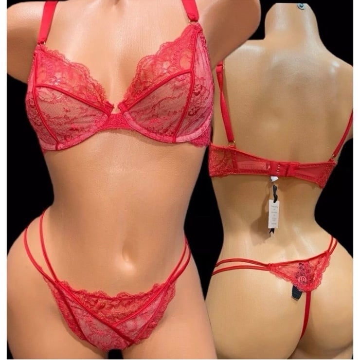 Victoria’s Secret Designer Collection Set Unlined Demi Bra & V-string 34B /S