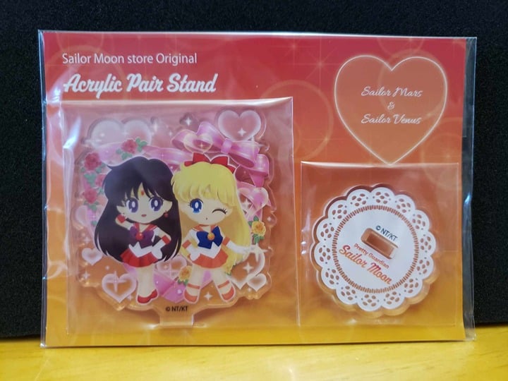 Sailor Moon Store Acrylic Pair Stand - Sailor Mars and Venus