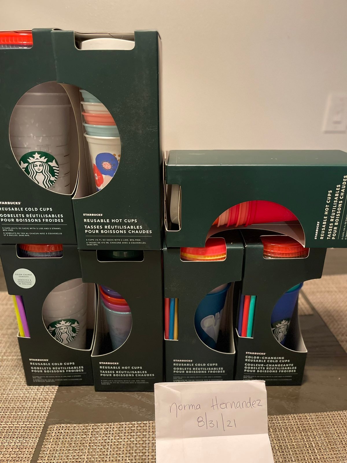 Hot and cold cups starbucks