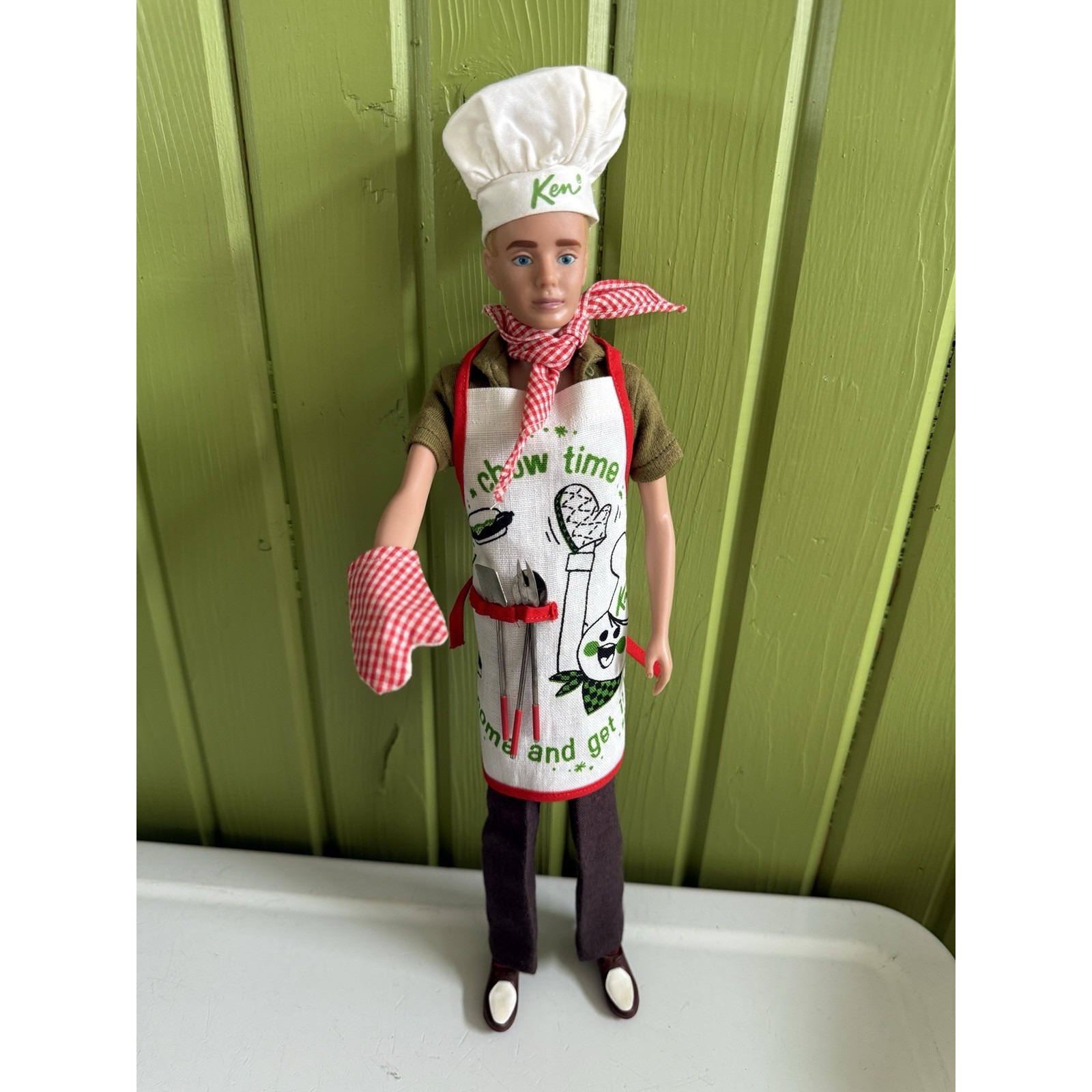 KEN DOLL CHEERFUL CHEF Chow Time BQ Apron Utensils 1964' Near Complete