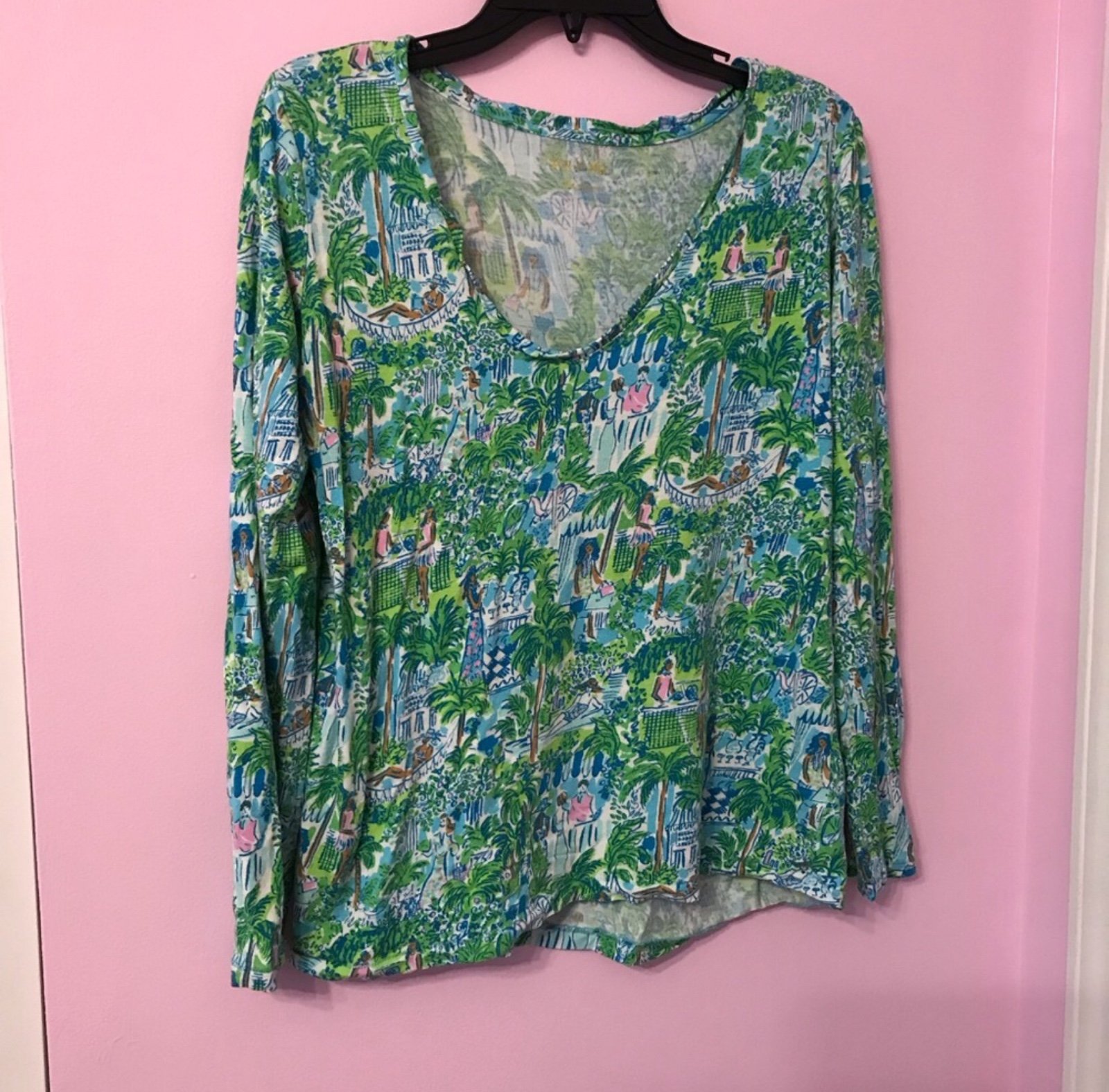 Lilly Pulitzer Lilly on holiday pj pajama top size small