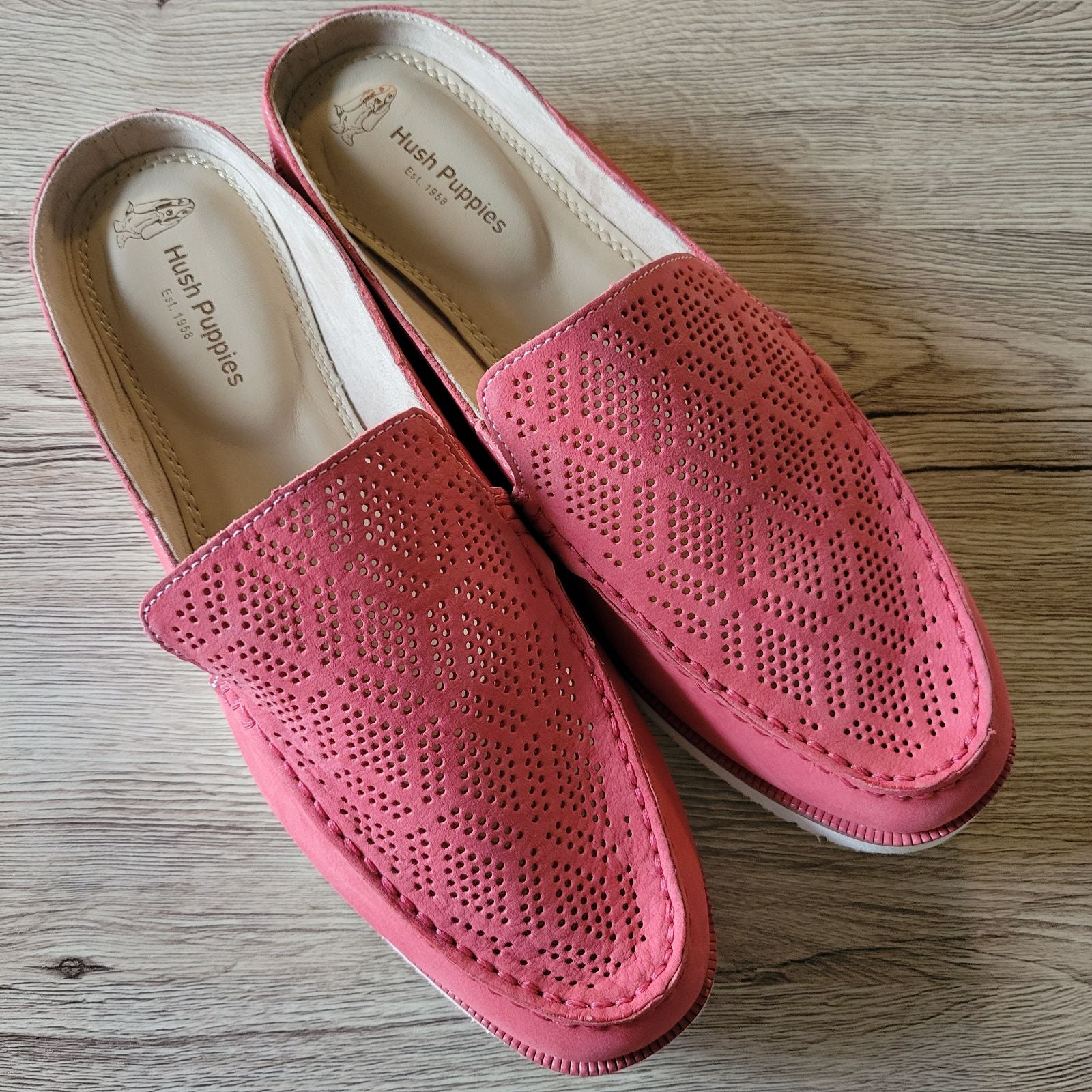 Hush Puppies Chowchow perforated mules s