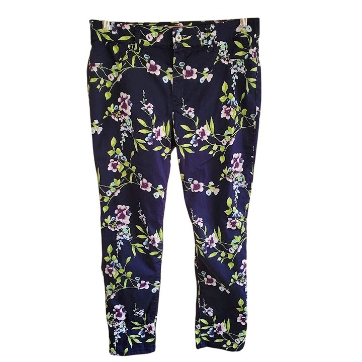 Chico's Floral Ankle Pants Chico's Size 1 (M) (8) – Tropical Botanical Print