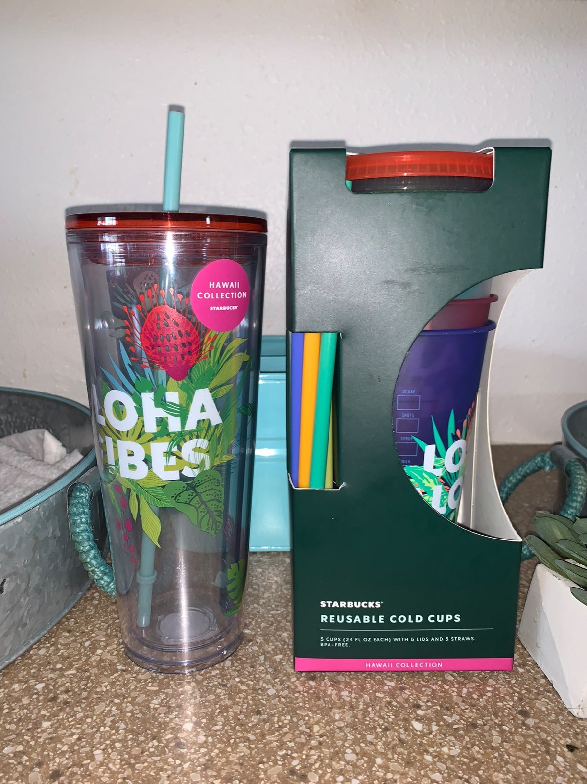 Starbucks tumbler and reusable cup set