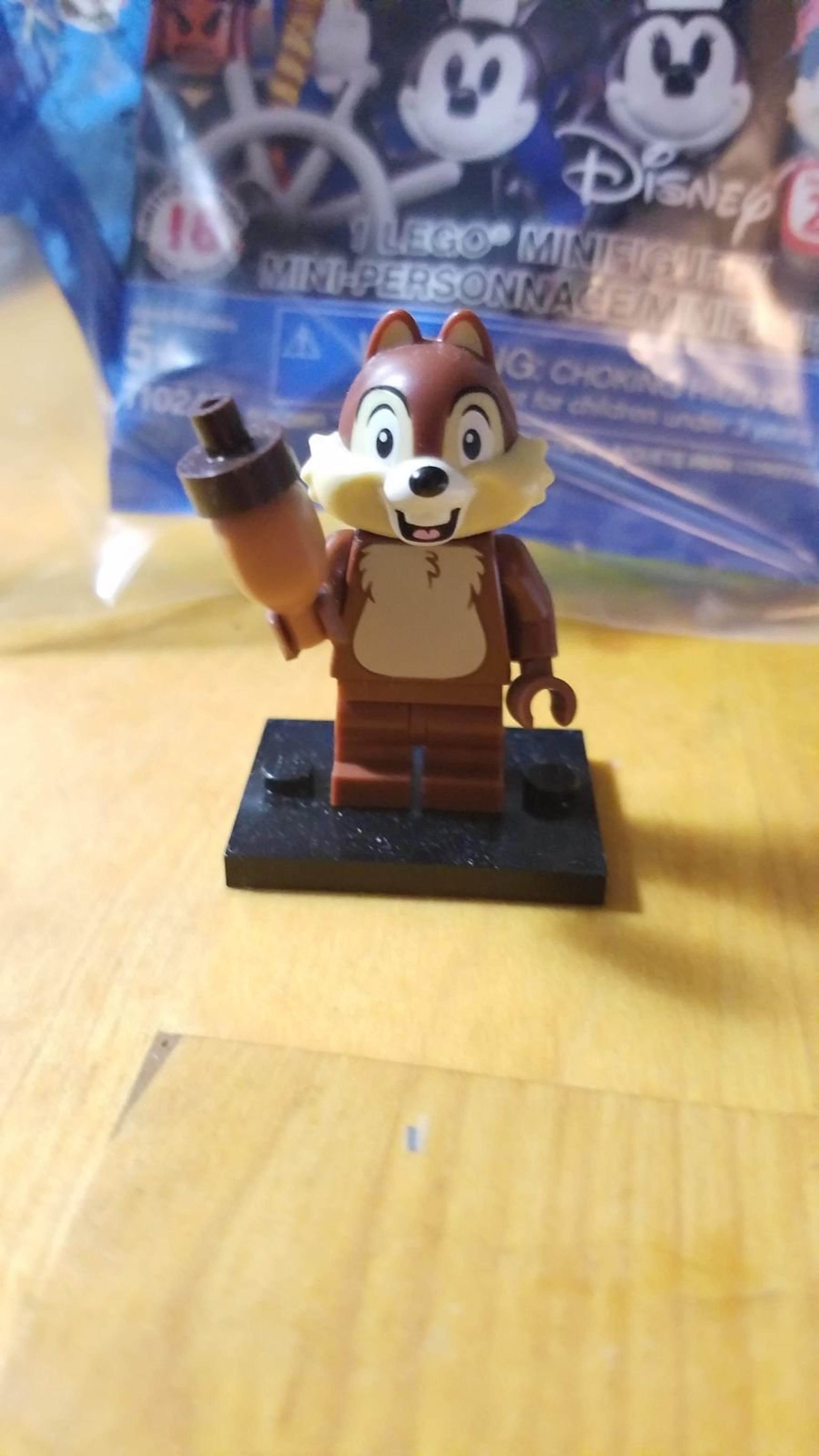 Disney Chip & Nut Lego Mini Figure