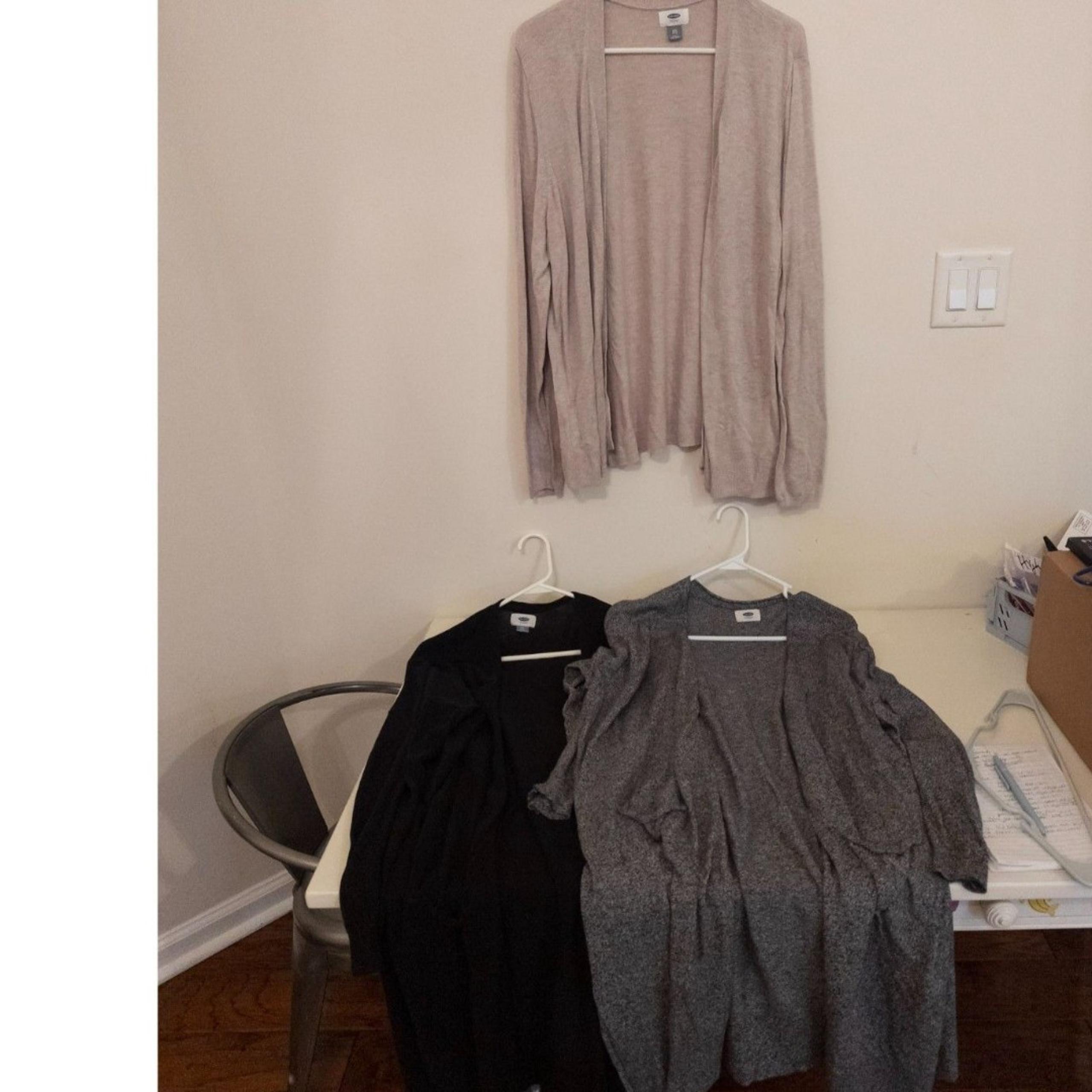 Old Navy women's cardigan and duster sweaters (2) size XXL