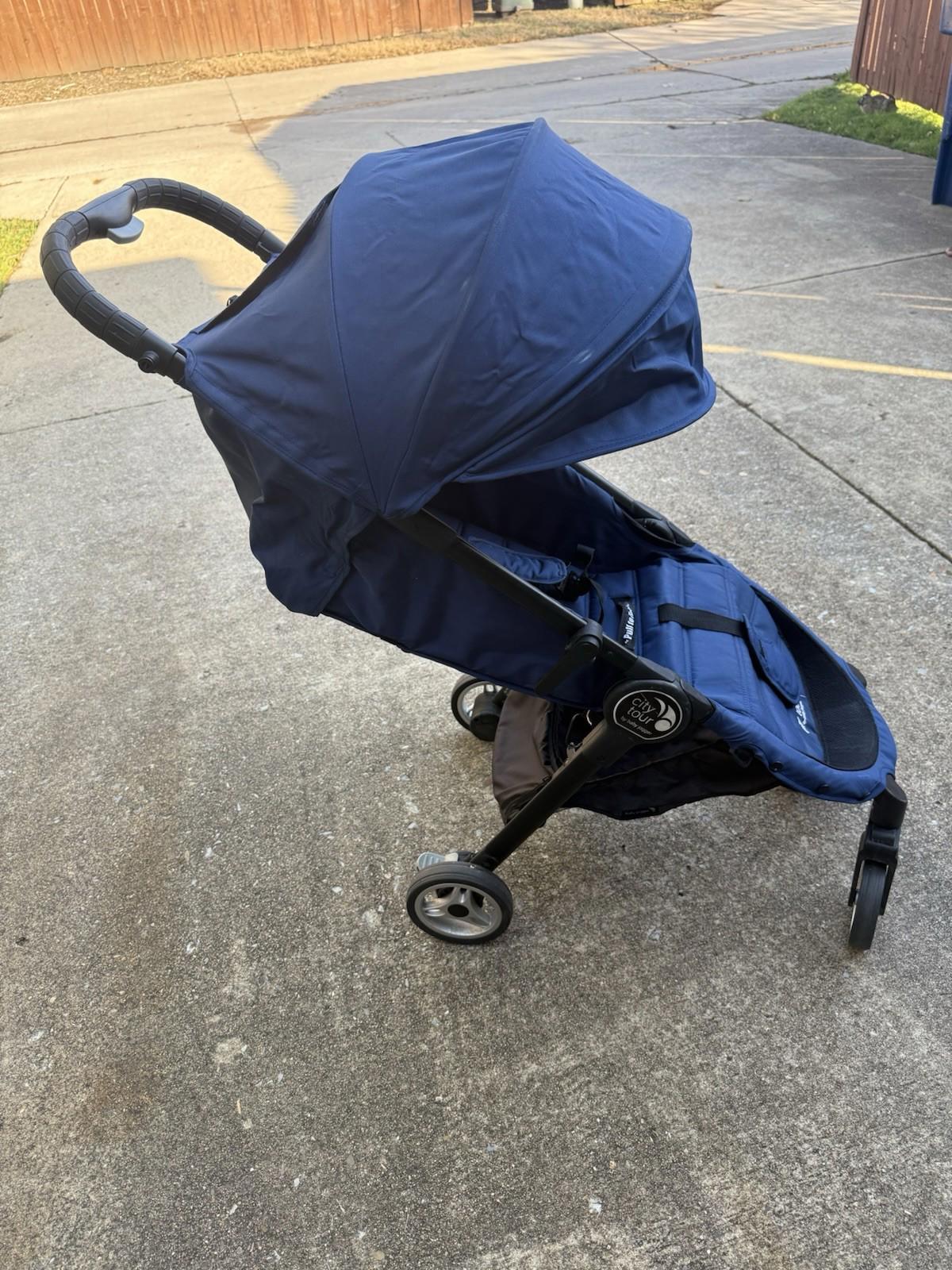 Baby Jogger City Tour Stroller Compact Blue Fits Overhead Bin