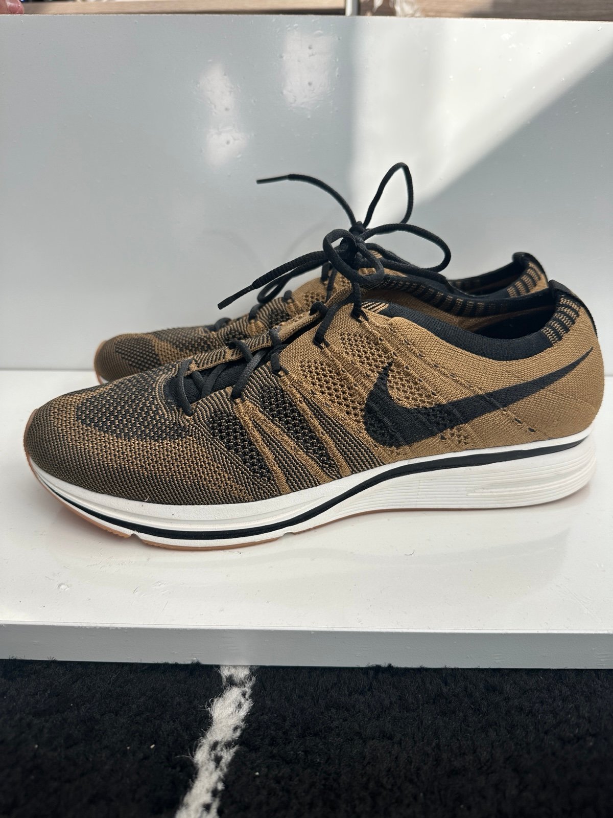 Nike Flyknit Trainer - Size 10.5