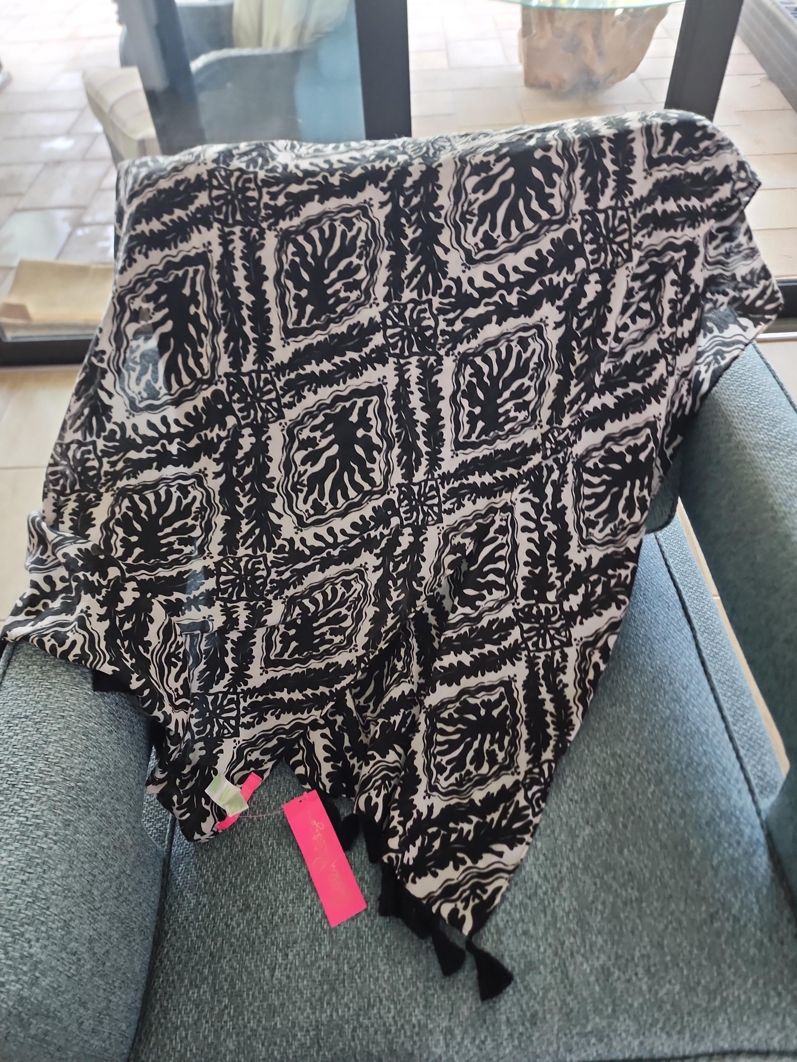Lilly Pulitzer scarf new