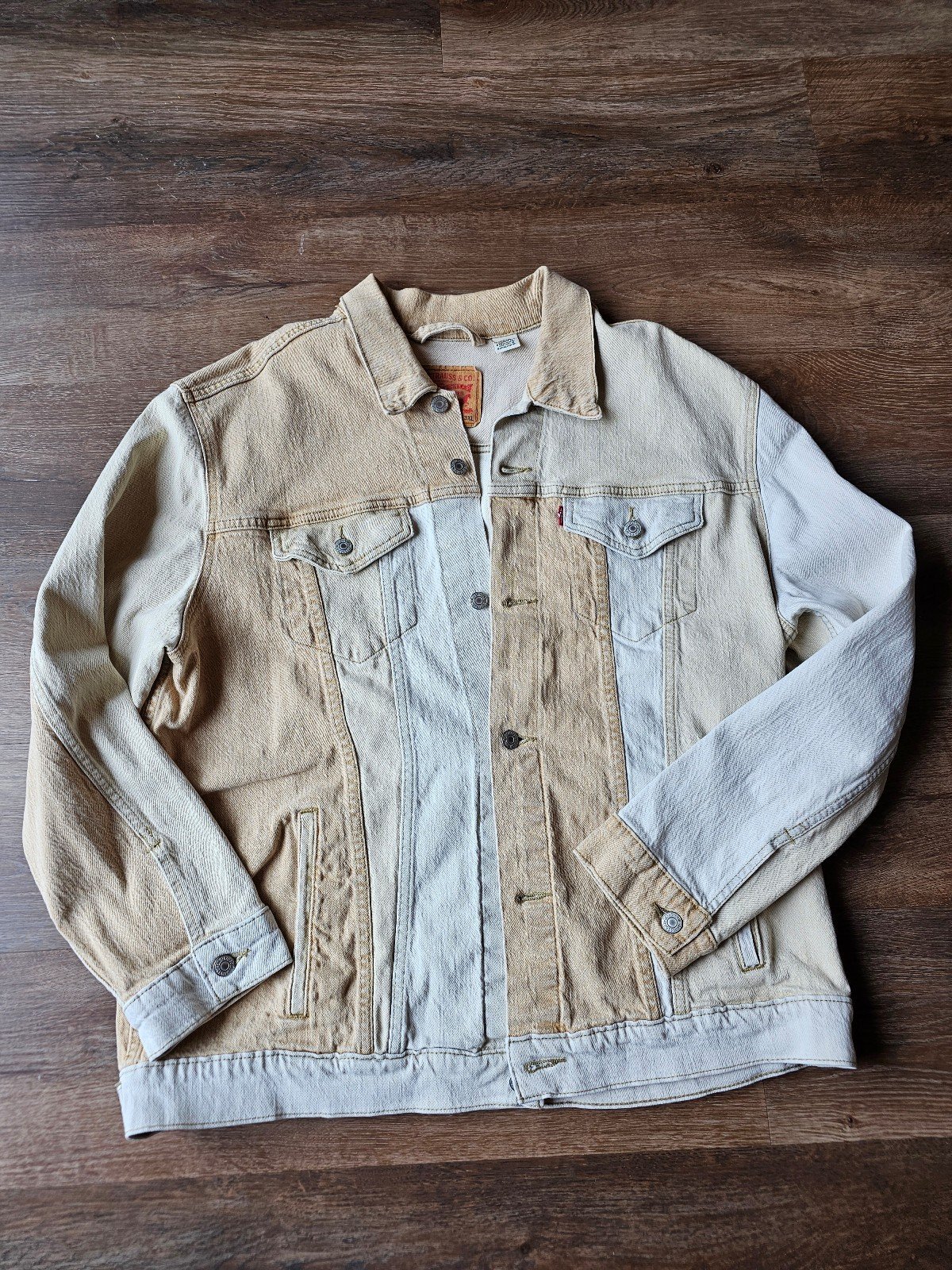 Levis Trucker Jacket peaches and cream