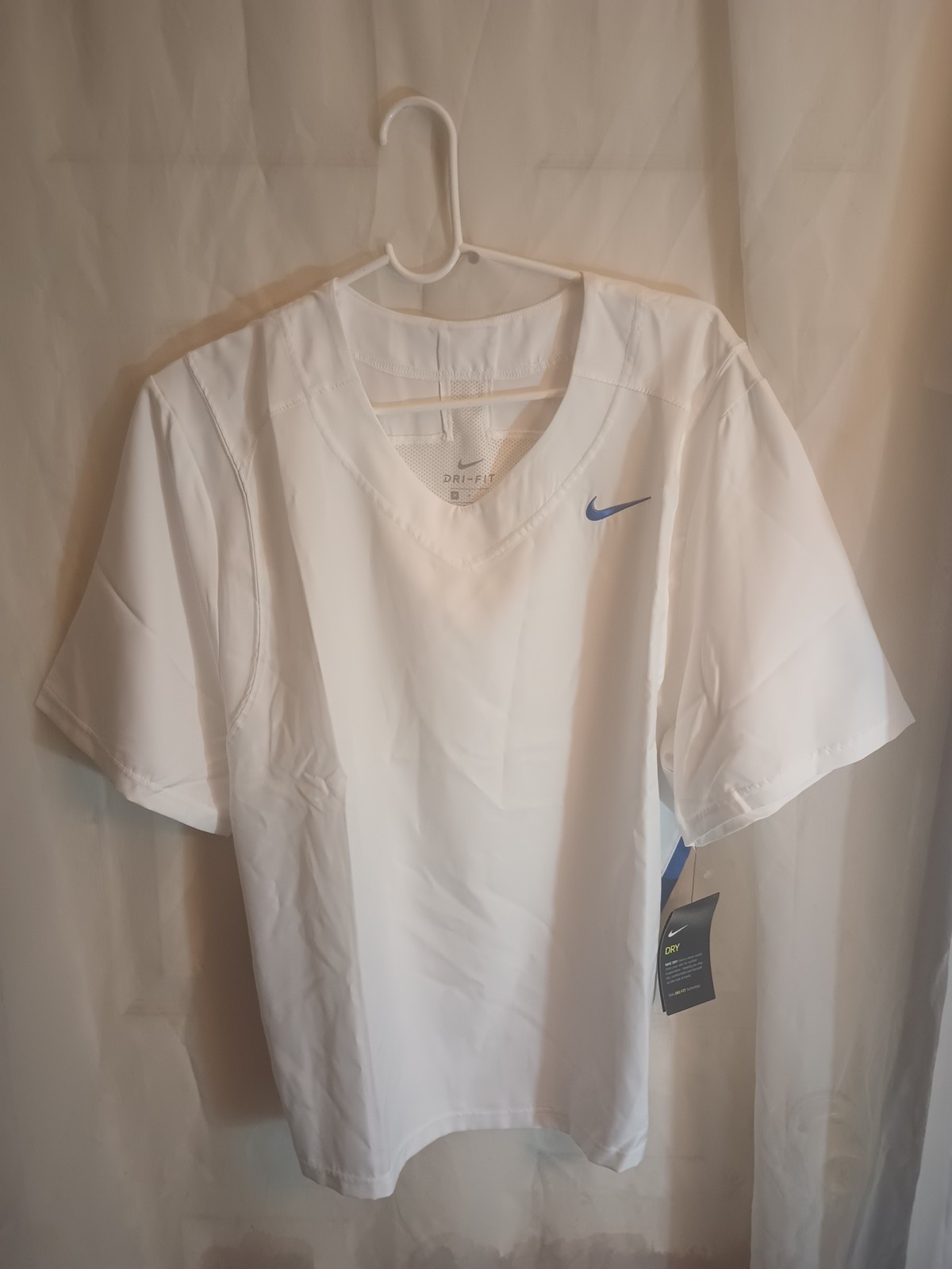 Men Lacrosse White Nike Jersey size Medium Dri fit New !!!