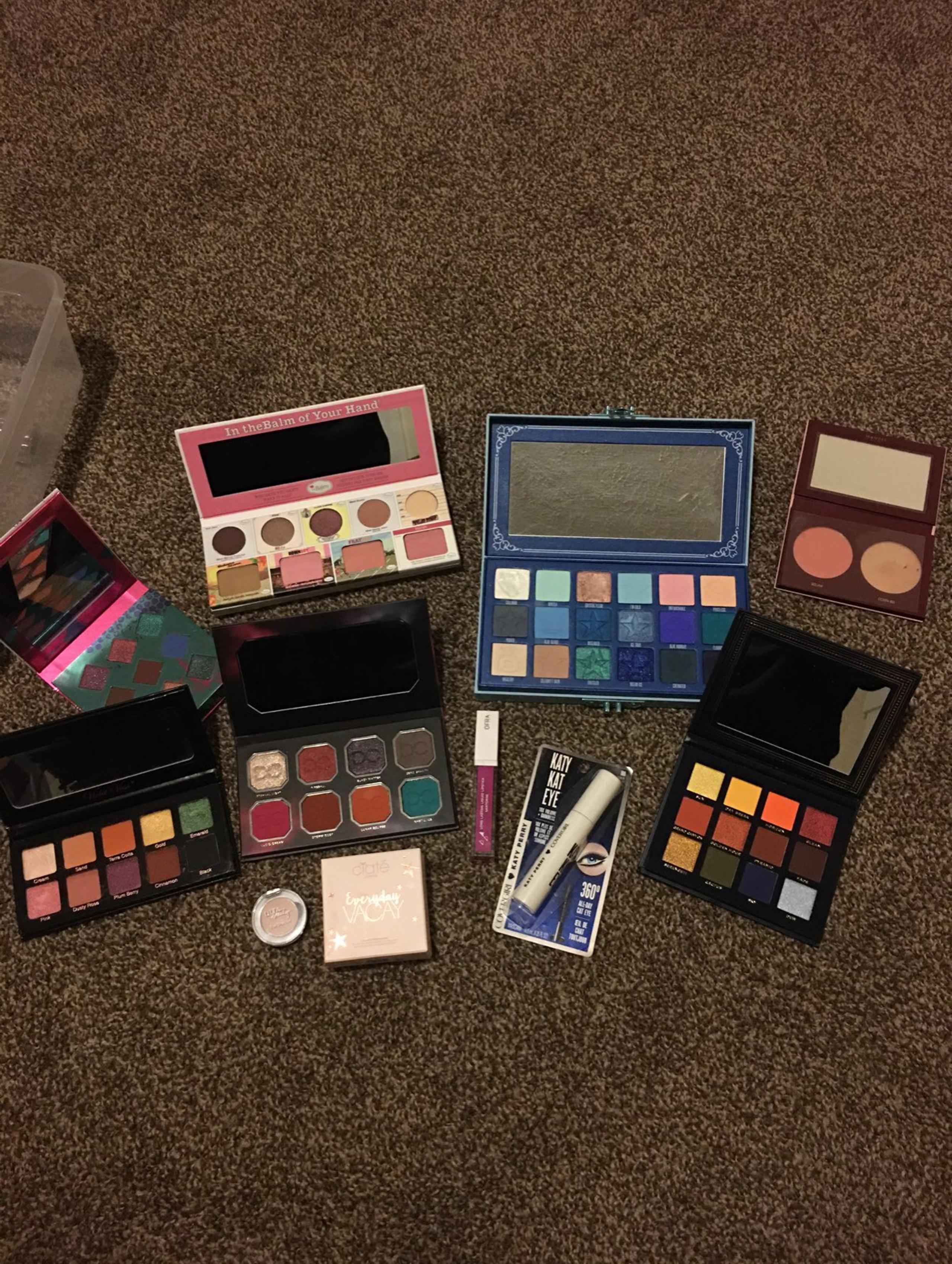 Lot of makeup