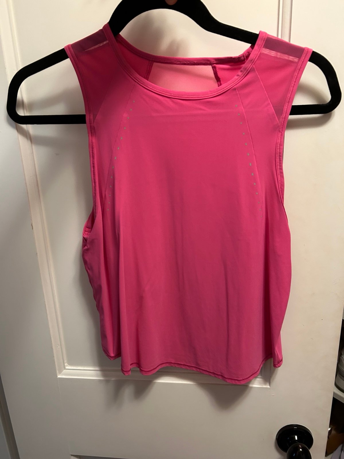 Lululemon muscle tank