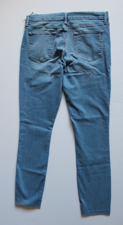 FRAME LE HIGH hotsell RISE EUROPA RAW SKINNY JEANS SZ 32
