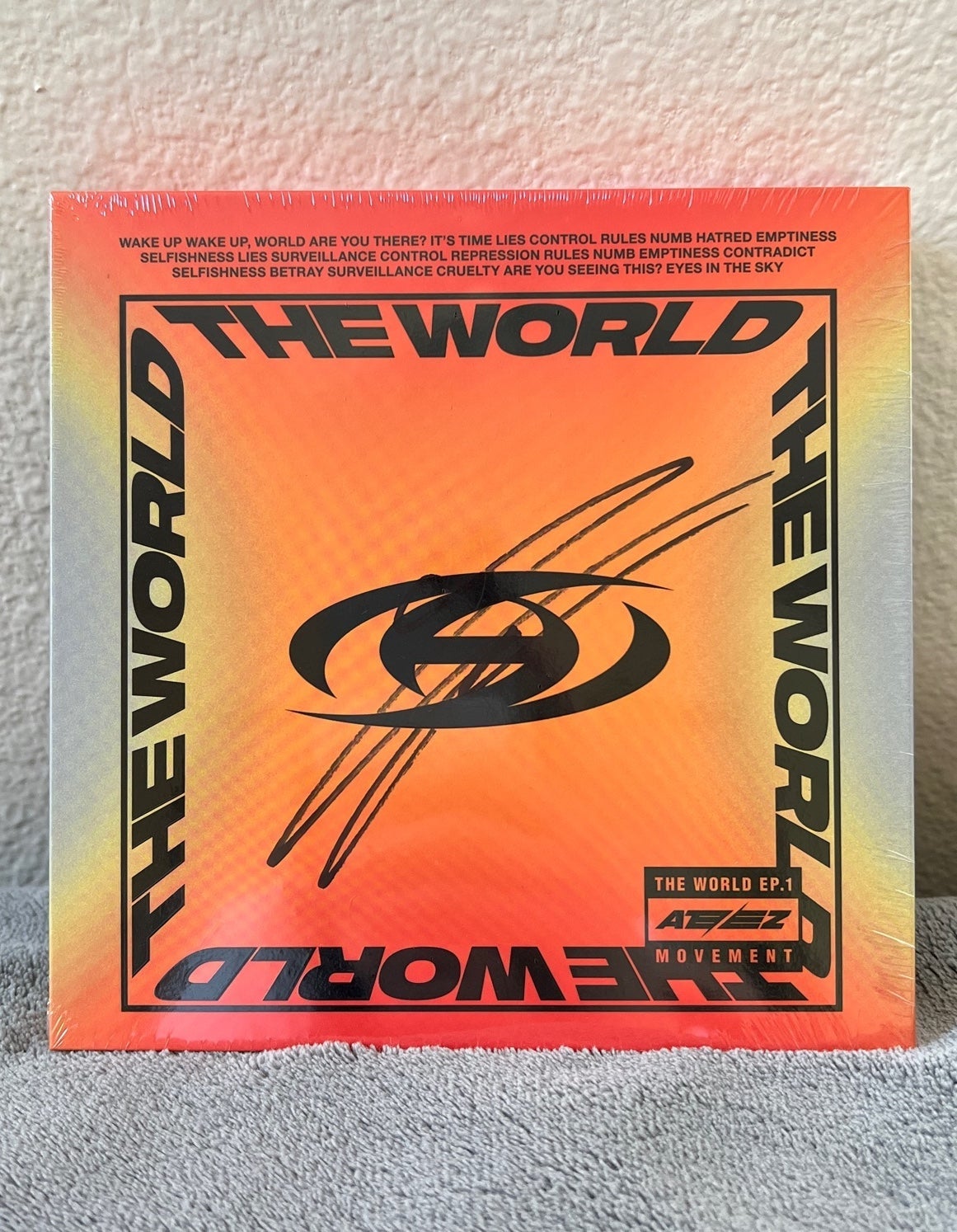 SEALED SIGNED ATEEZ ALBUM