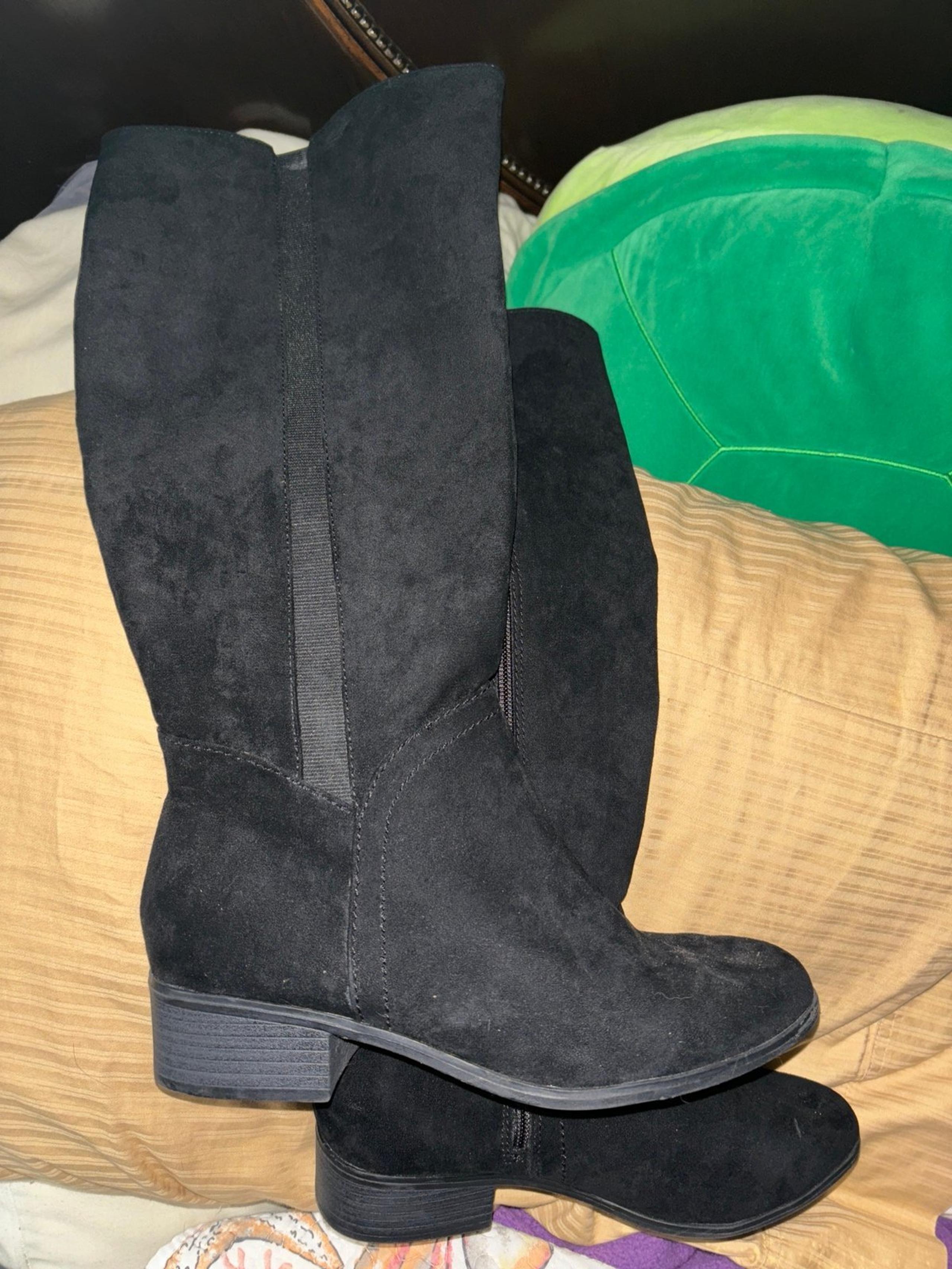 Black knee high boots Sz 8.5 Target brand