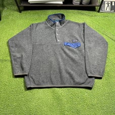 vintage patagonia grey and navy synchilla fleece jacket size medium MENS