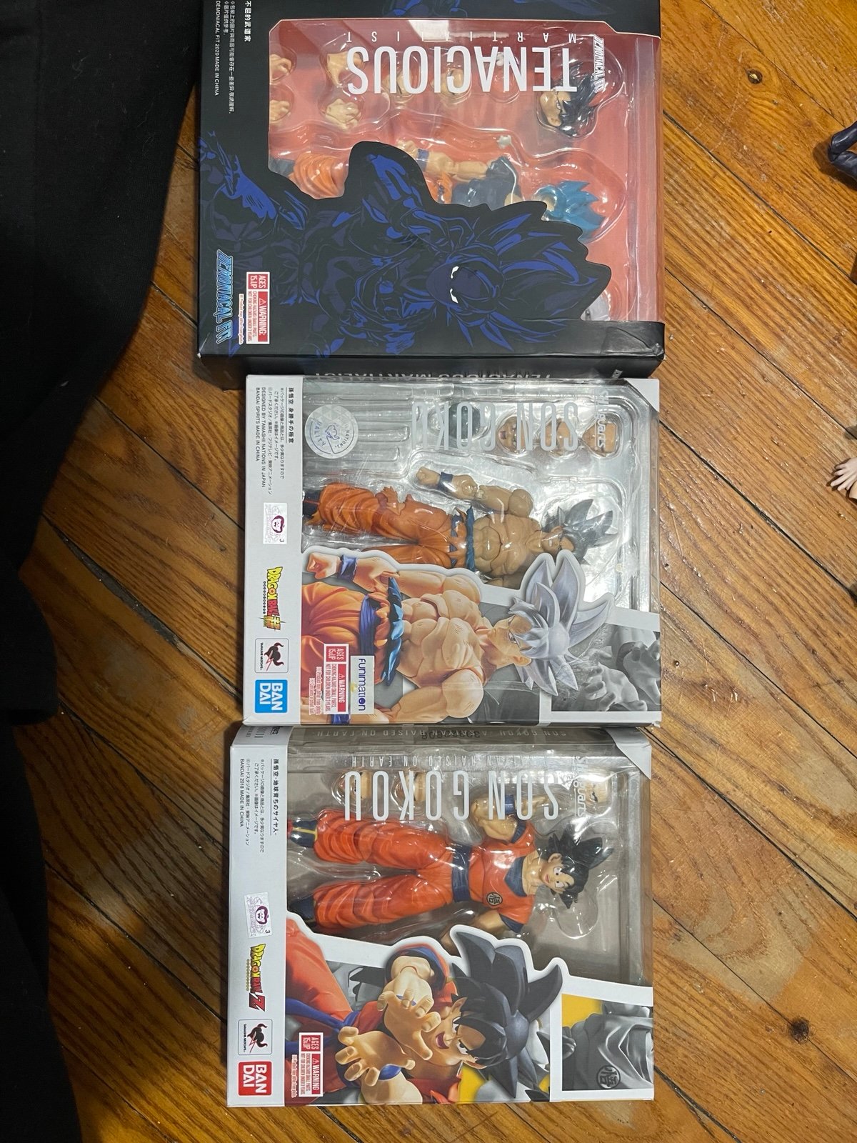 Goku figure Lot