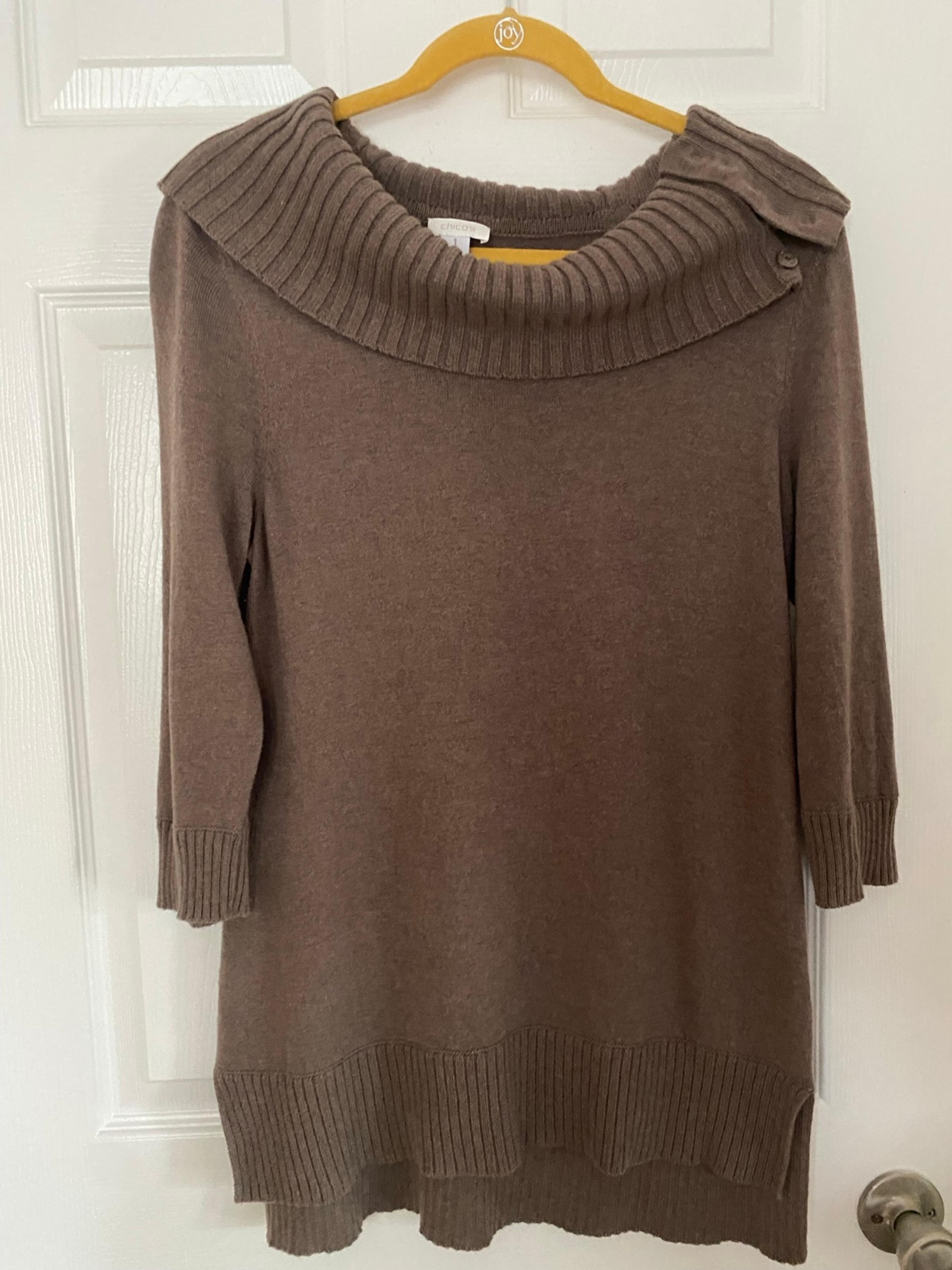 chicos size 1 cowl neck sweater