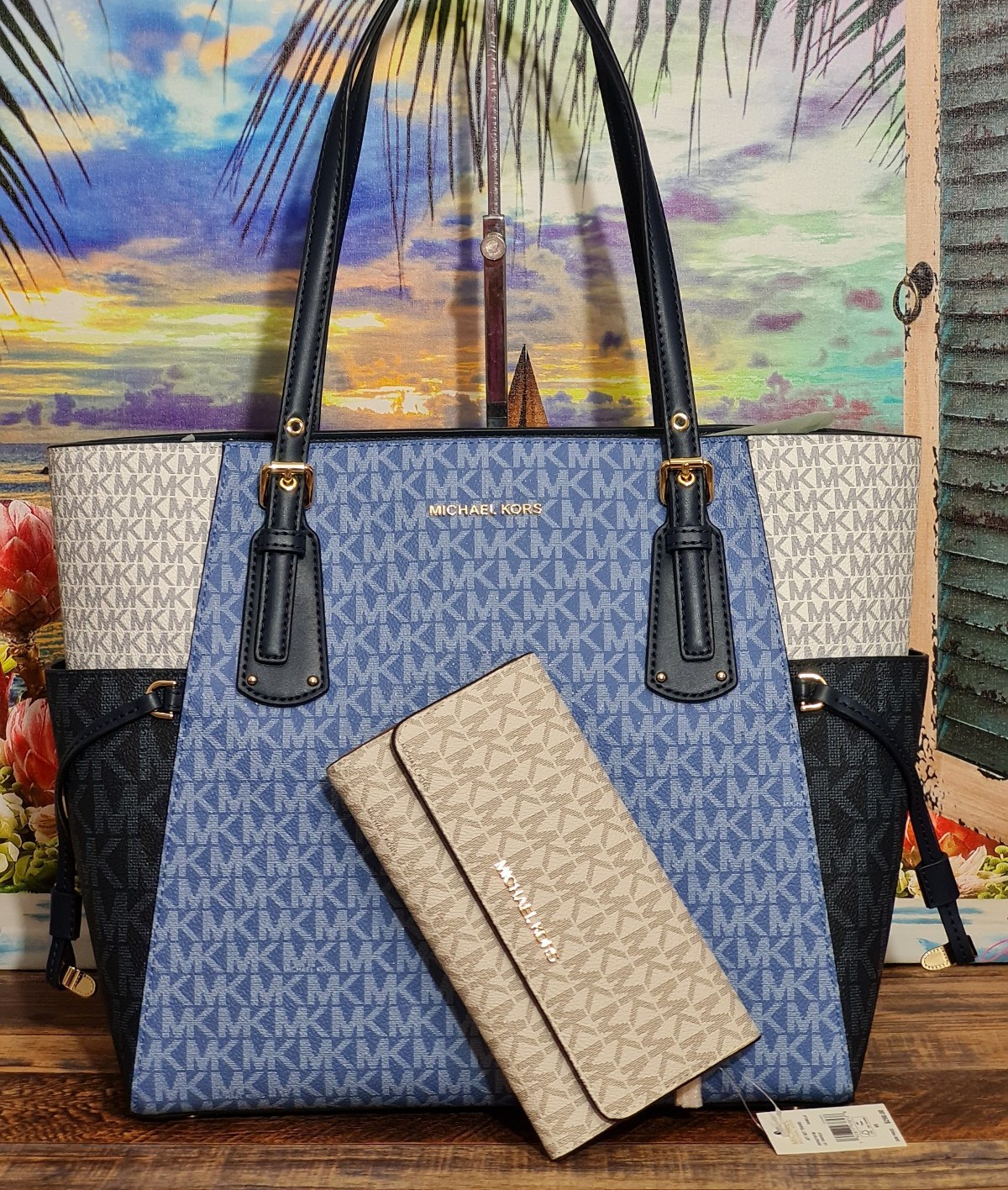 michael kors voyager east west tote