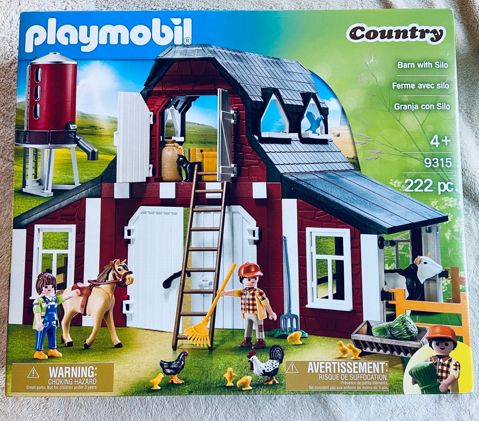 Playmobil 9315 barn with silo