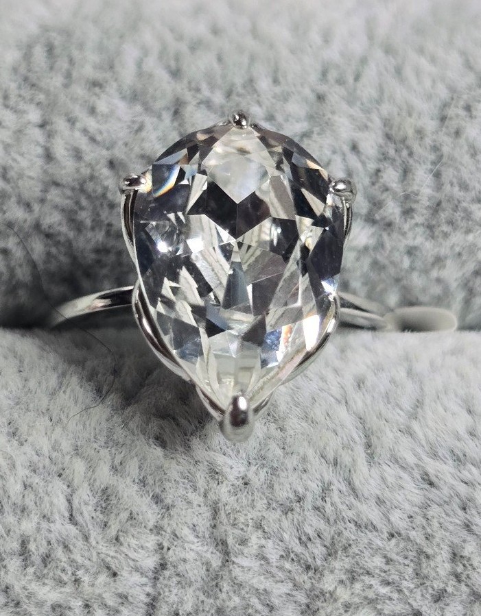 FRAGRANT JEWELS April diamond ring