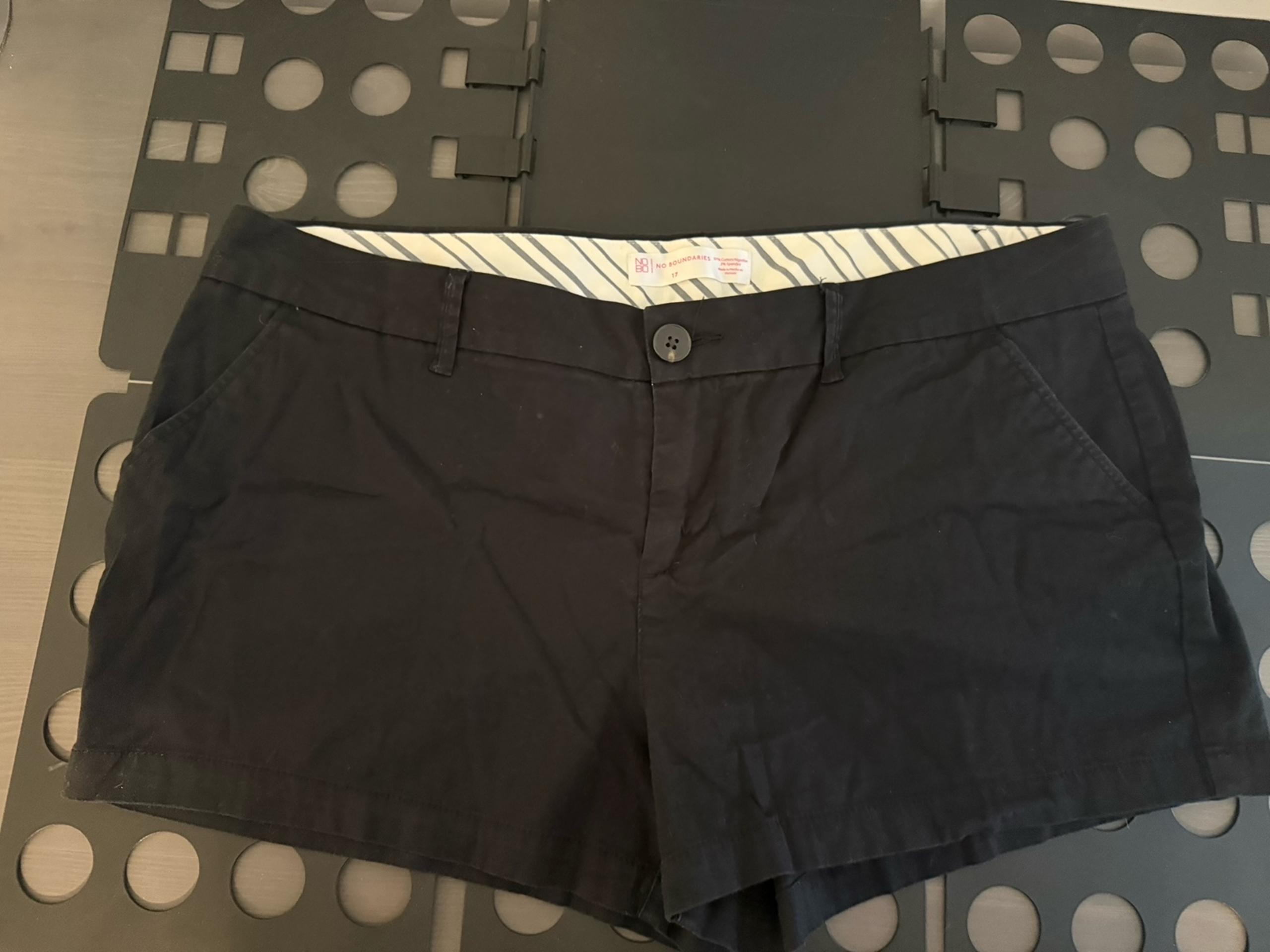No Boundaries black shorts