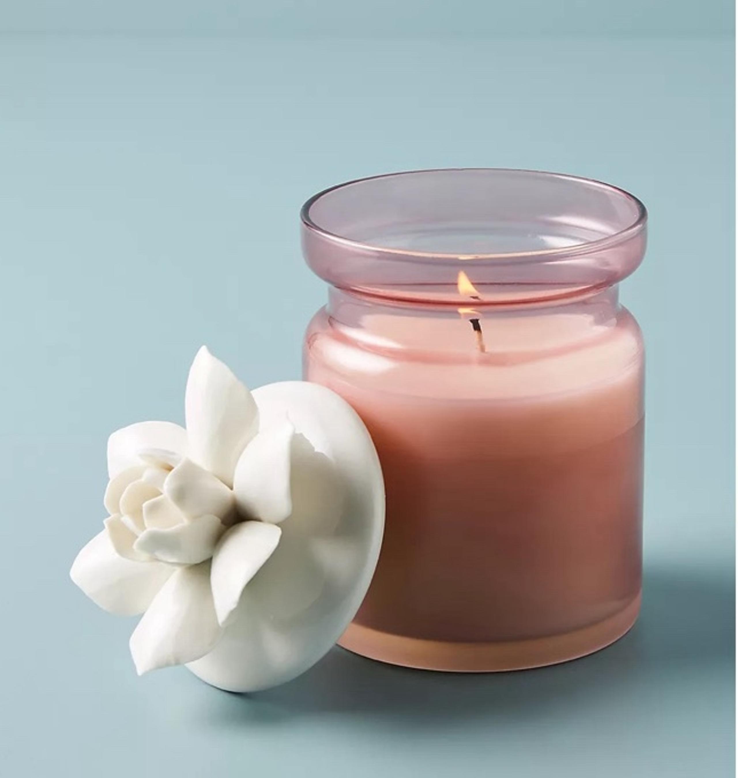 Anthropologie Spring's Coconut Milk Mango Soy Candle 10.9 ounces (310 grams)